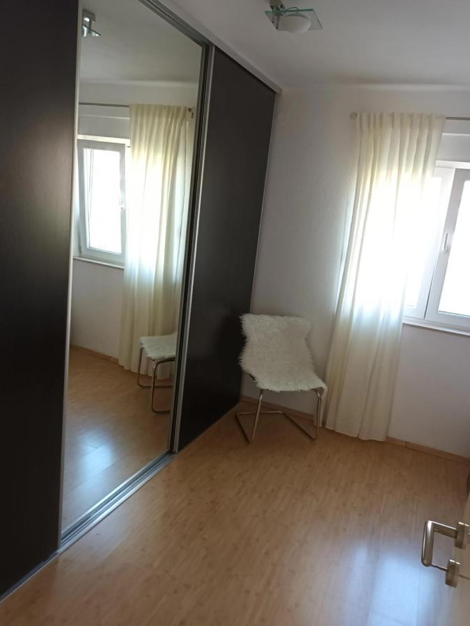 Kike Red Apartment Kaštela Екстериор снимка
