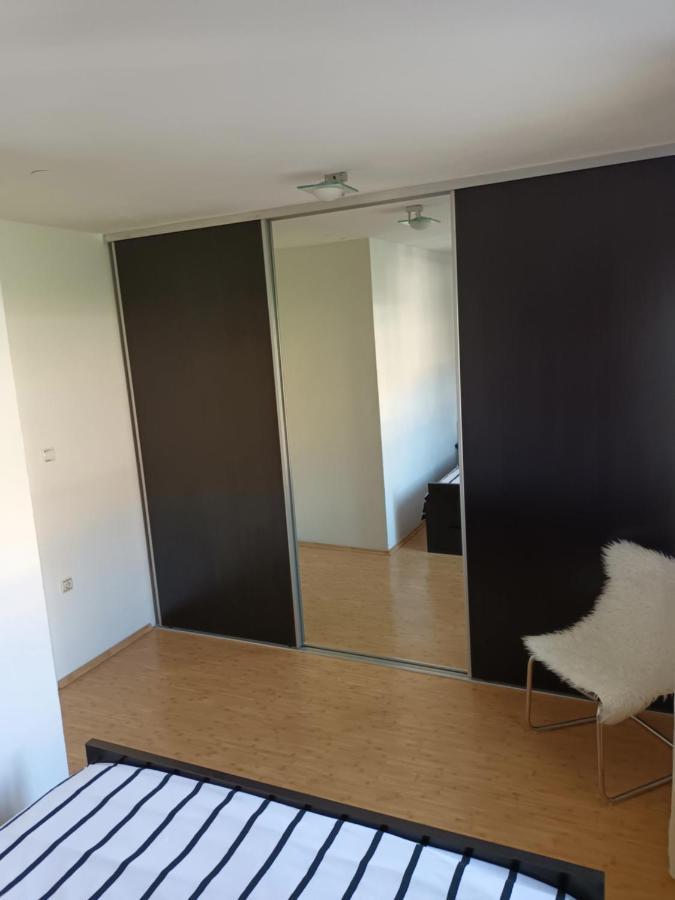 Kike Red Apartment Kaštela Екстериор снимка