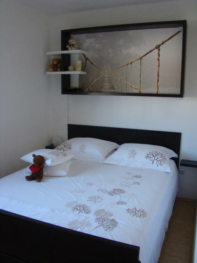 Kike Red Apartment Kaštela Екстериор снимка