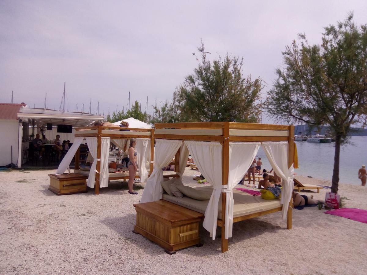 Kike Red Apartment Kaštela Екстериор снимка